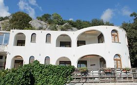 Pataki Guesthouse